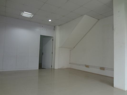 1300sqft office/storage space at the heart of kochi KADAVANTHRA