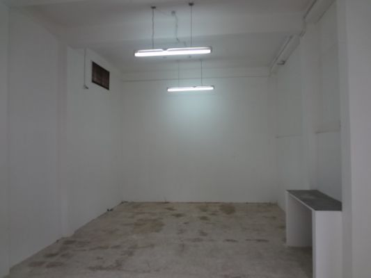 525 sqft office/storage space  at the heart of kochi KADAVANTHRA (price negotiable )