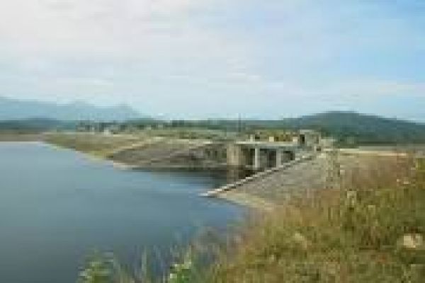 9.5 cent land for sale near Karapuzha Dam