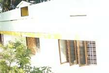 3 Bhk home in 9.5 cent property, next to ashtamudi kayel