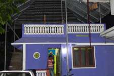 5.5 cnt land and house near kochin airport