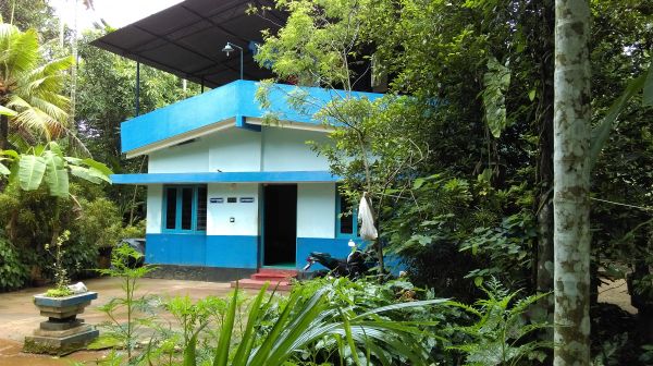 44 cent land and house sale in Kattoor