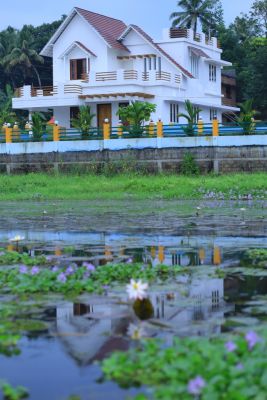 water front villa near cochin airport