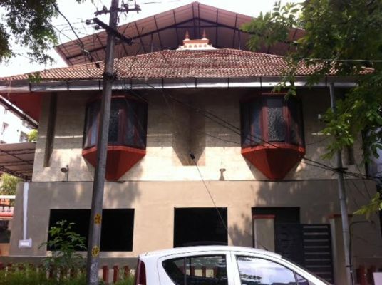 HOUSE FOR RENT AT PANAMPILLY NAGAR