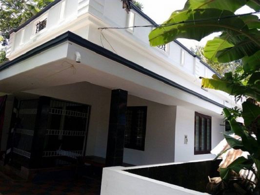 7 cent land with 3bhk house in Chottanikkara , Ernakulam .