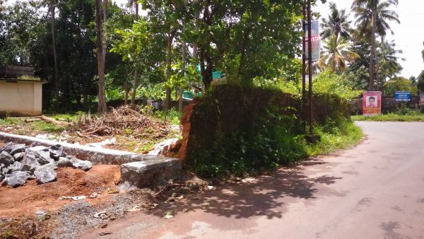 6cent plot for sale nedumbassery airport jn athani