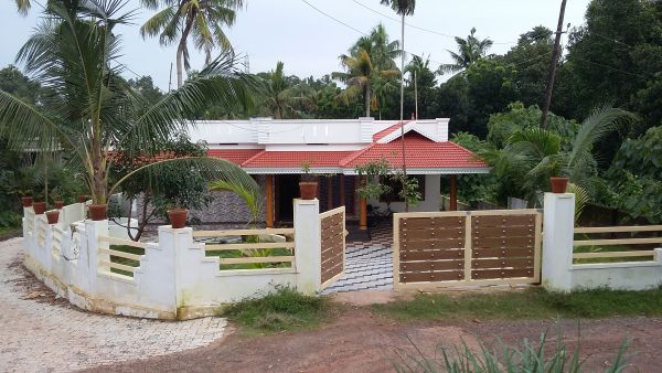 9 cent land independant house in kuzhivelipady near kakkanad infopark