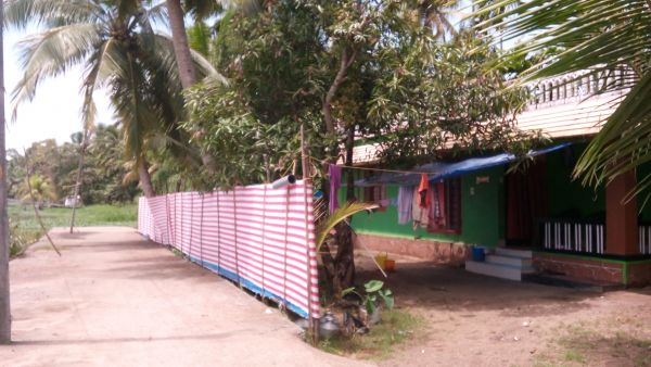 5 cent plot with house in kothad near cheranelloor