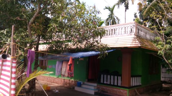 5cent house plot in kothad near cheranelloor