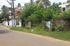 HOUSE PLOT AT THRISSUR (KAALATHODE)