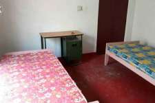 Clean and spacious rooms for daily and monthly basis