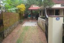 3bhk house at perumbavoor behind marthoma college