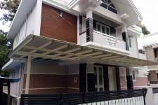 3.50 cent ,  1500 sq.ft , 3bhk house in Thrippunithura - Kandanad .