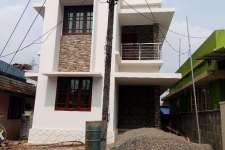 2.900 cent, 1200 sq ft 3 bhk house in Eroor , Ernakulam .