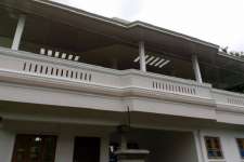 6.500 Cent , 2650 sq.ft , 4bhk house in Thrippunithura – Udayamperoor  .