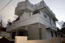 4   cent , 1300 Sq.ft , 3bhk house in Udayamperoor , Thrippunithura .