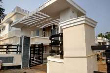 4.50 cent,1550 sq ft ,4 bhk house in Mulanthuruthy , Ernakulam .