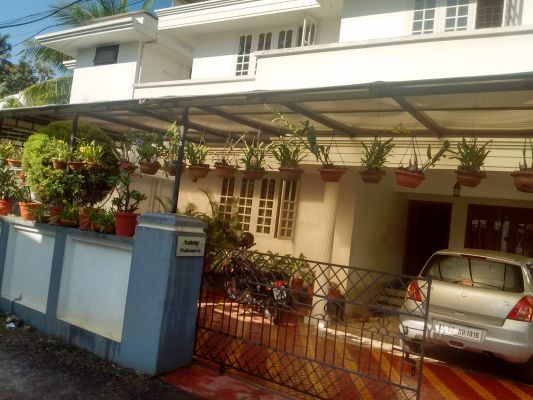 1st floor house for rent near Timekids, Moolepadam Nagar