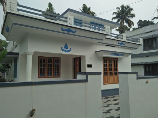 5cent 1000 sqft near manakapady n.paravoor