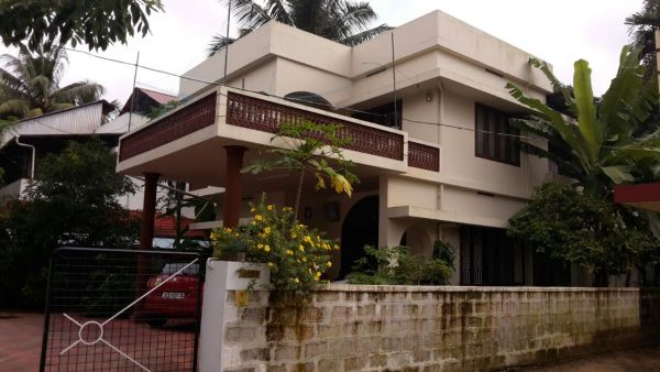 3 BHK House for sale at Vennala