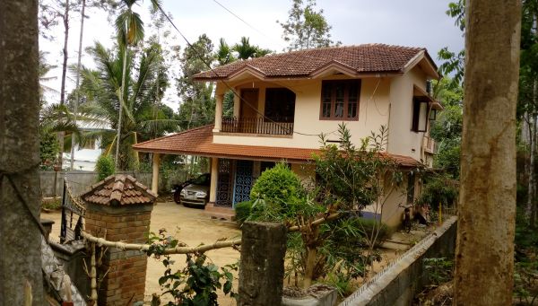 1400 sq.ft house + 25 cents land in nadavayal, wayanad