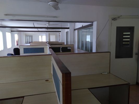 Furnished Office space 3000sqft  suitable for software office \office\education institutions