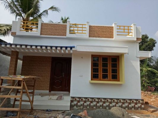 3.75 cent 850 sqft 3 bhk house in Chottanikkara-Eruveli