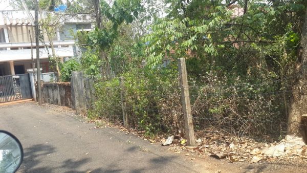 10cents of residential land for sale in Koorkenchery