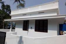 1150sqft house in chottanikkara eruveli