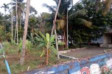 20, 40 cents of land in Mulanthuruthy for sale