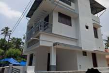 2 cent 1100 sqft 2 bhk house in Thrippunithura-Maradu