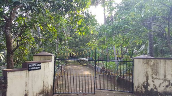 1.65 acre land with a 4bhk house at mangad, kannur