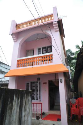 2.5cent of house in karamana trivandrum