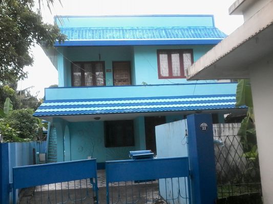 house for rent at master road vaduthala for rent