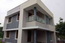 4 b h k house in thiruvankulam for sale