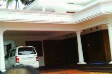 Posh Bungalow in 40 cents land at Muppathadom ,  Aluva to container road.