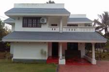 Plot 12cent,3200 sqft house/office purposes in kakkanad.Near poorva moonreach