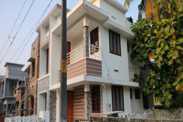 4 BHK New House for sale in Kuttoor,Thrissur