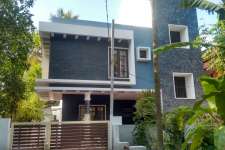 5 BHK house for Rent with car parking